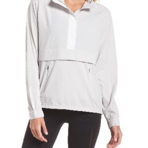 Zella Women's Light Gray Pullover Hoodie
